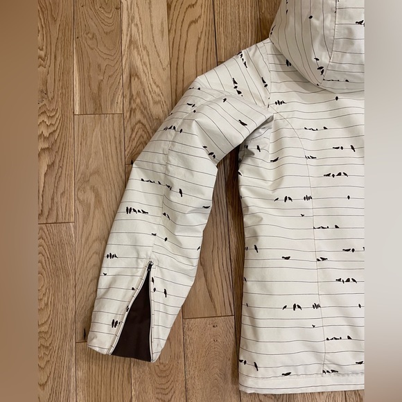 Burton Concert Ski Jacket. - Picture 2 of 10